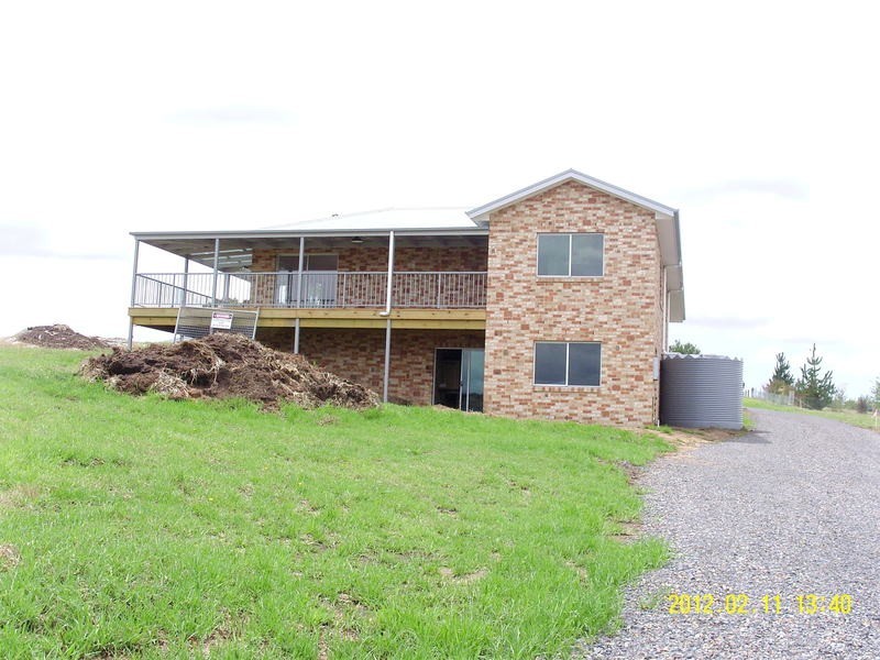 54 Glen Mia, Bega NSW 2550