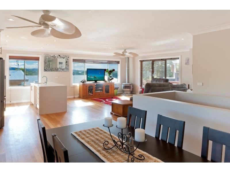 9 Bayview Drive, Tathra NSW 2550