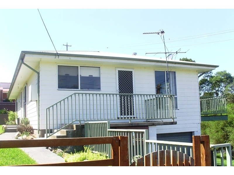 26 Meclenberg St, Bega NSW 2550