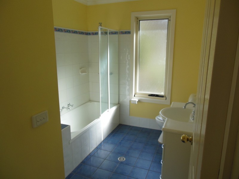 7 Sapphire Crescent, Merimbula NSW 2548