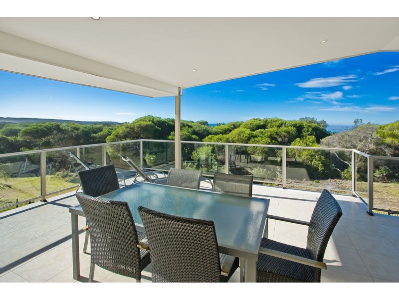 1/4C Surf Circle, Tura Beach NSW 2548