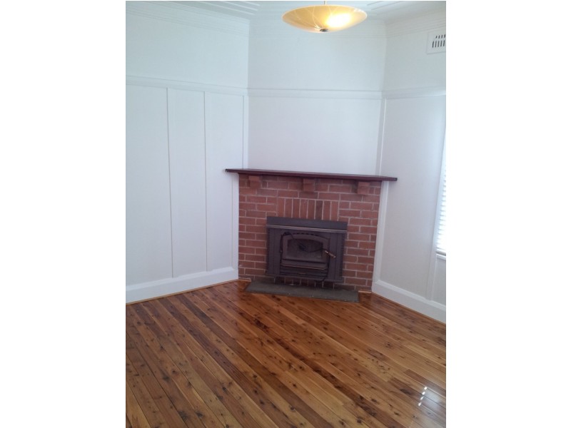 9 Peden St, Bega NSW 2550