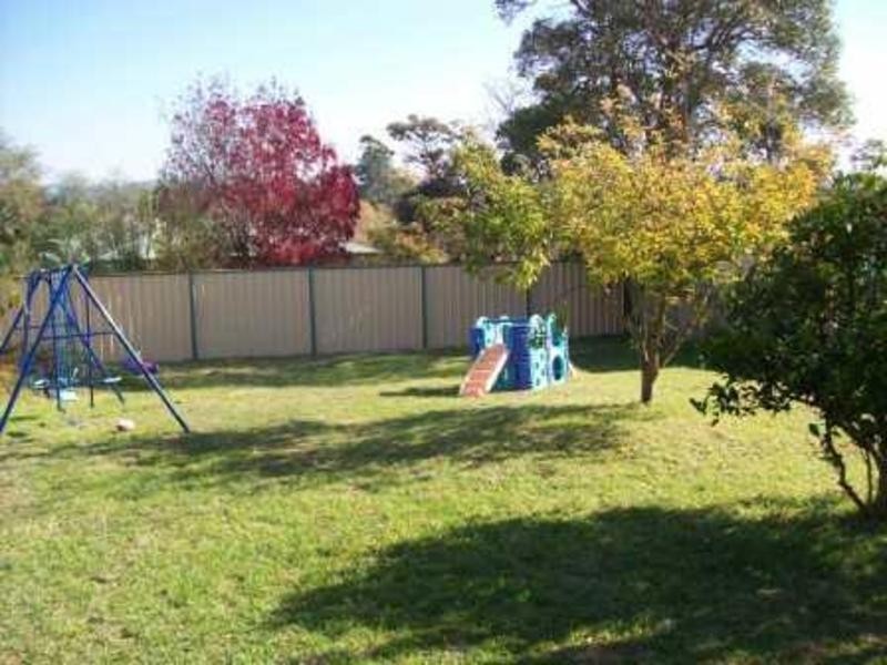 9 Peden St, Bega NSW 2550