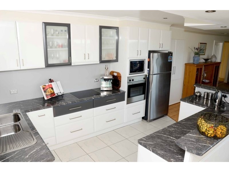 12    Seaview Ave, Merimbula NSW 2548