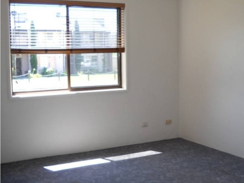 1/2-6 Lakeside Drive, Eden NSW 2551