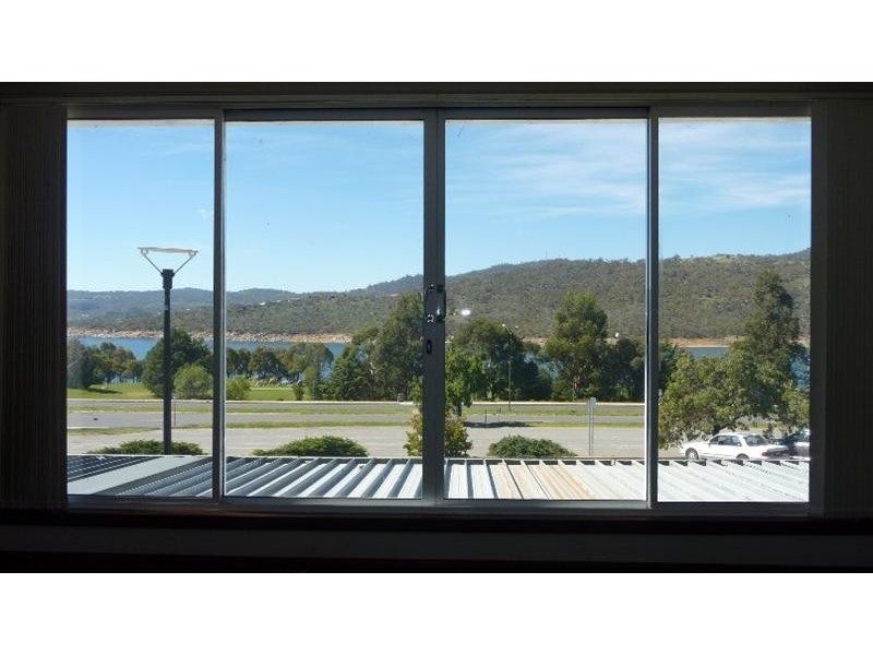 1 Kosciusko Rd, Jindabyne NSW 2627