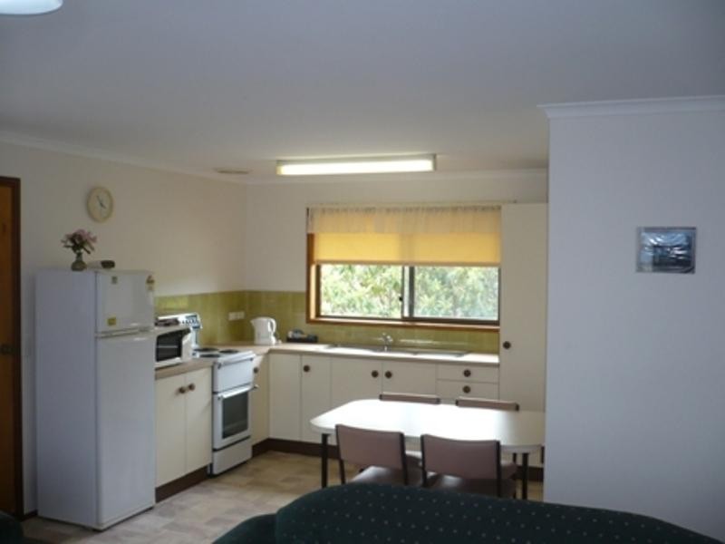 4/7 Cameron STREET, Merimbula NSW 2548