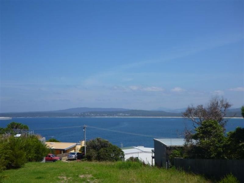 14b Cliff Street, Merimbula NSW 2548