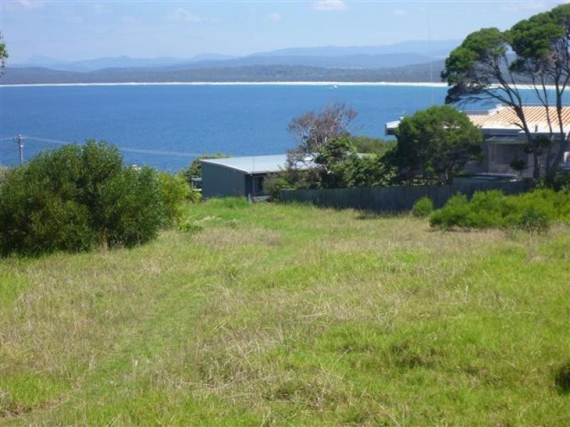 14a Cliff Street, Merimbula NSW 2548