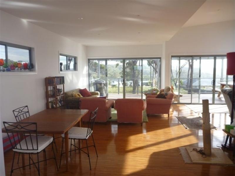 3 Emily LANE, Tura Beach NSW 2548