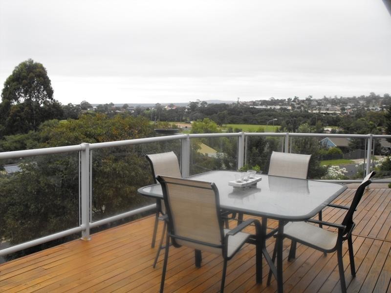 7 Garden Circle, Merimbula NSW 2548