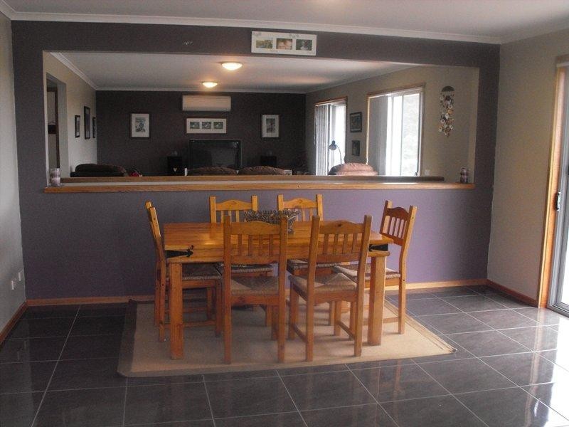 7 Garden Circle, Merimbula NSW 2548