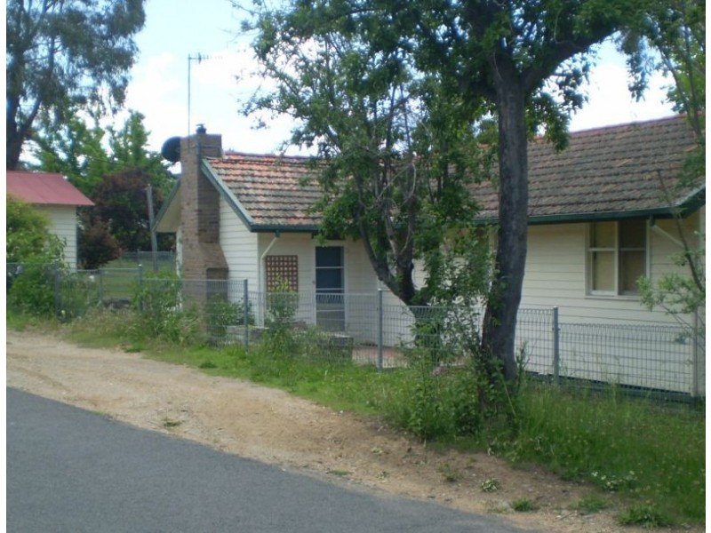 41 Baroona Ave, Cooma NSW 2630