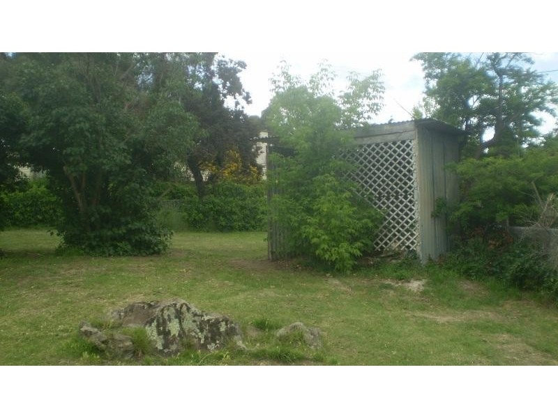 39 Baroona Avenue, Cooma NSW 2630