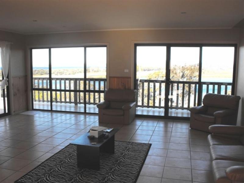 B/37 John CLOSE, Merimbula NSW 2548