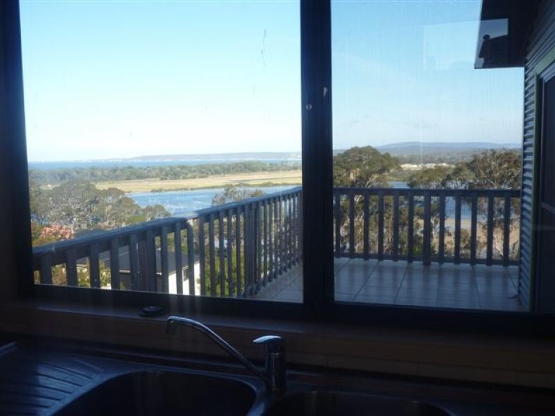 B/37 John CLOSE, Merimbula NSW 2548