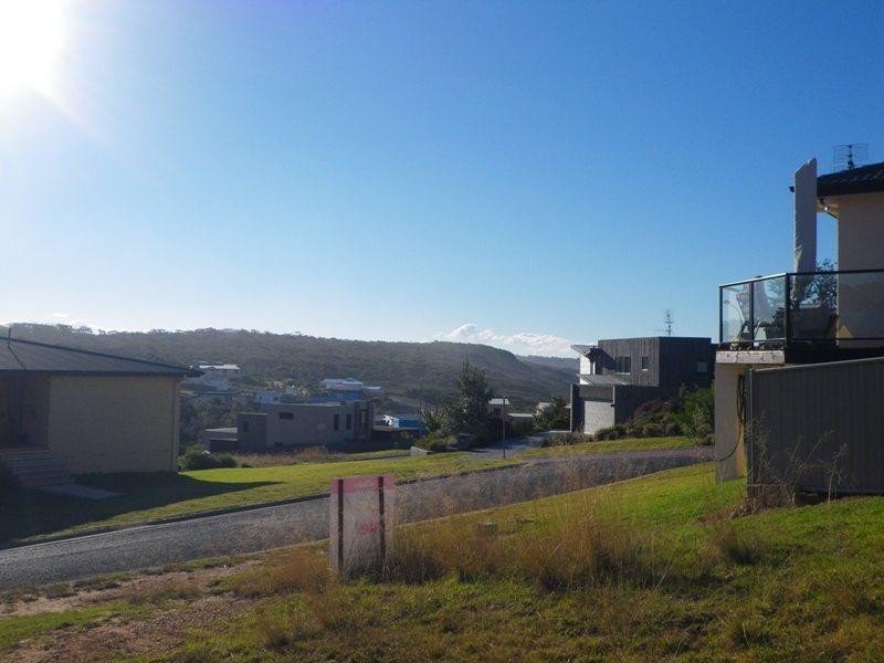 3 Madeline COURT, Tura Beach NSW 2548
