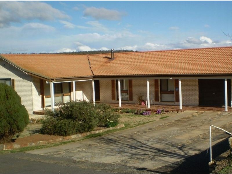 5 Kiah Avenue, Cooma NSW 2630