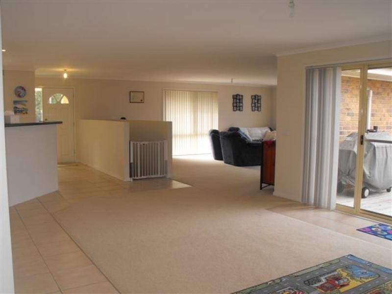 10 Mulloway CIRCUIT, Merimbula NSW 2548