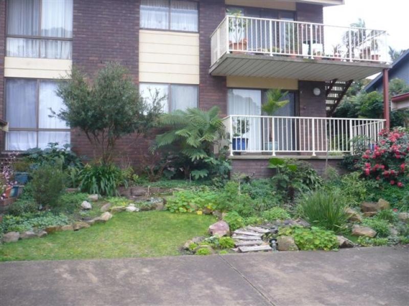 2/13 Park STREET, Merimbula NSW 2548