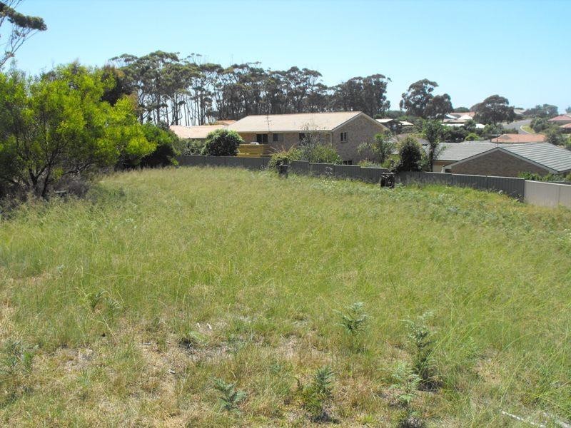 7 The Grove, Tura Beach NSW 2548