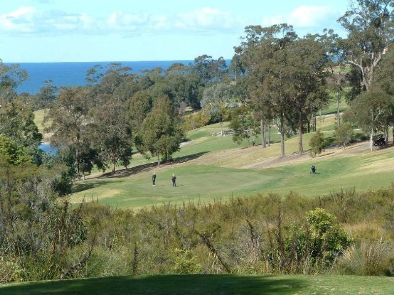 29 The Peninsula, Tura Beach NSW 2548