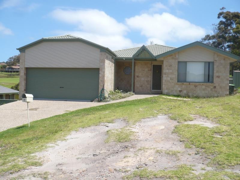 31 The Peninsula, Tura Beach NSW 2548