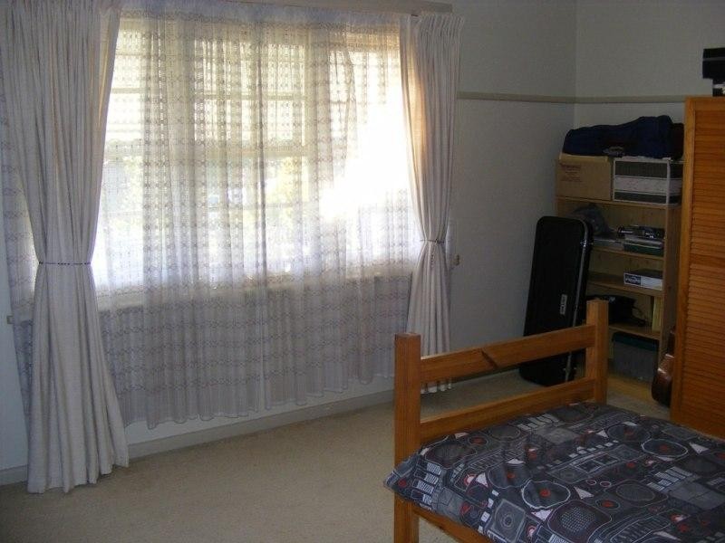 3 Cross STREET, Bega NSW 2550