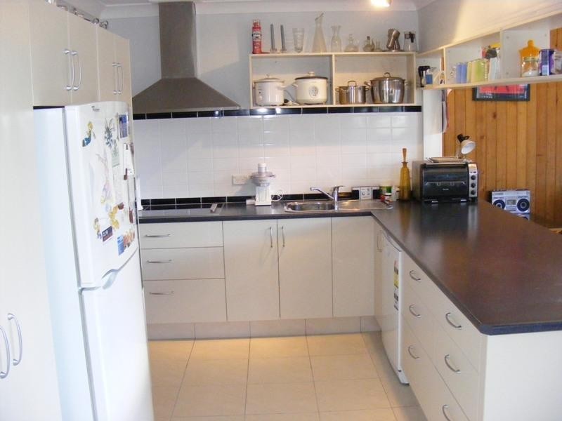 21 Howard Ave, Bega NSW 2550