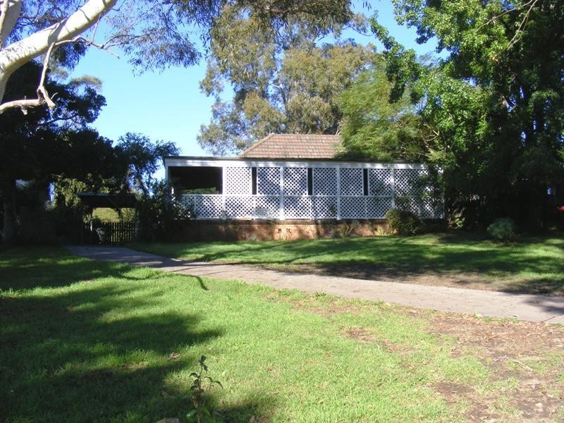 52 Parrabel STREET, Bega NSW 2550