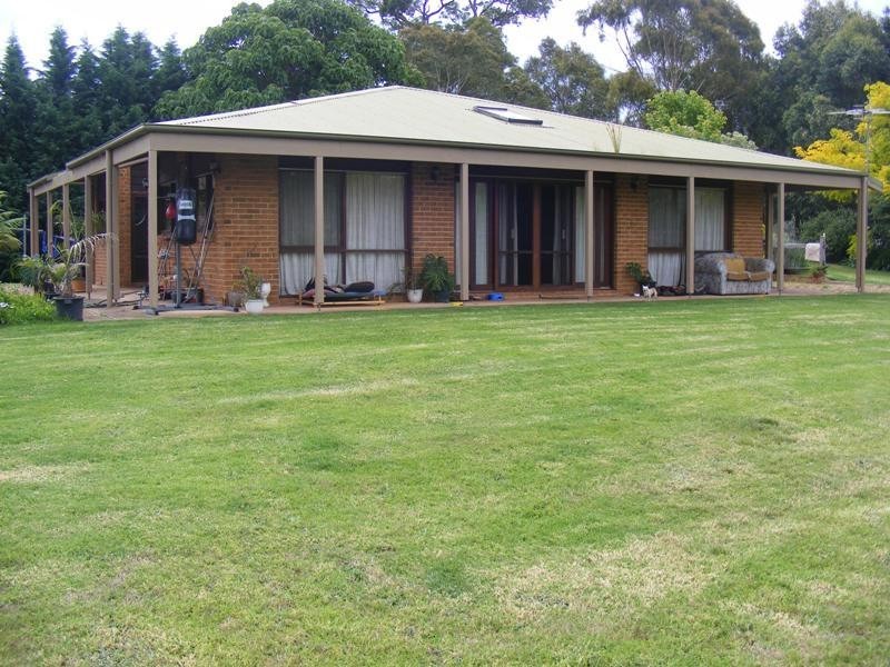 18 Pioneer CLOSE, Brogo NSW 2550