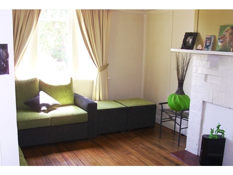 4 Canning St, Bega NSW 2550