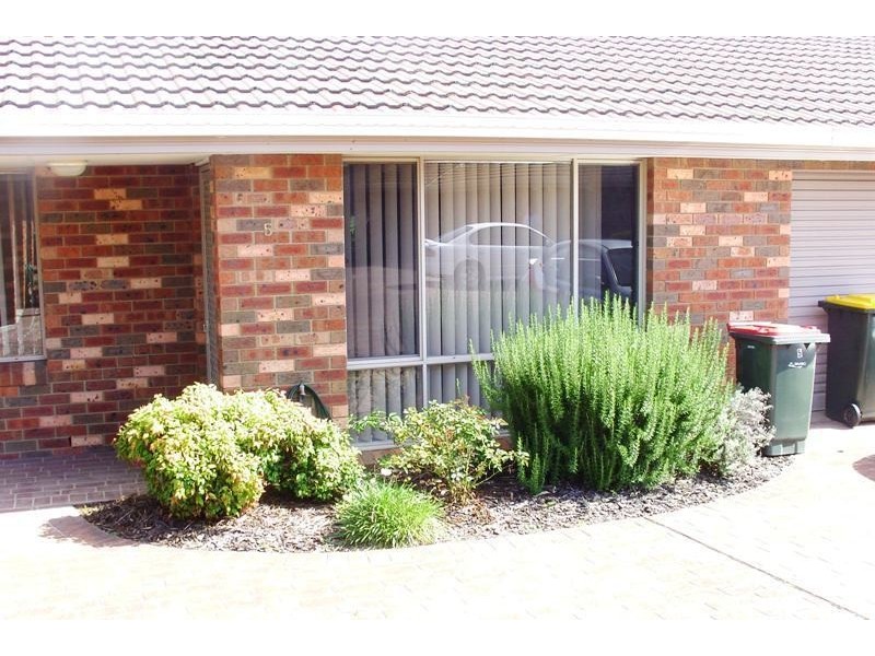 5/16  Little Bega Street, Bega NSW 2550