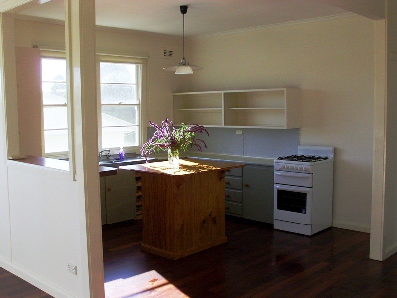 53 Eden St, Bega NSW 2550