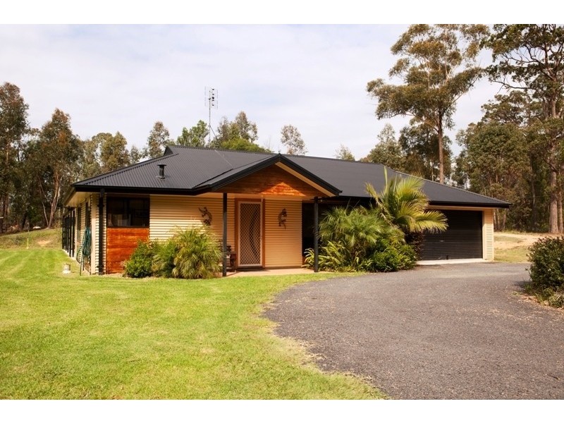 29 Strathmore Cres, Kalaru NSW 2550