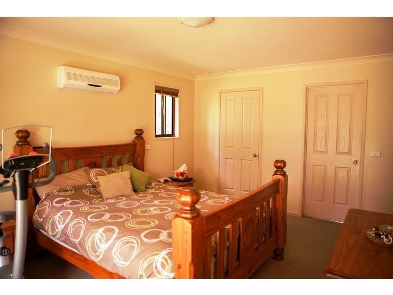 29 Strathmore Cres, Kalaru NSW 2550
