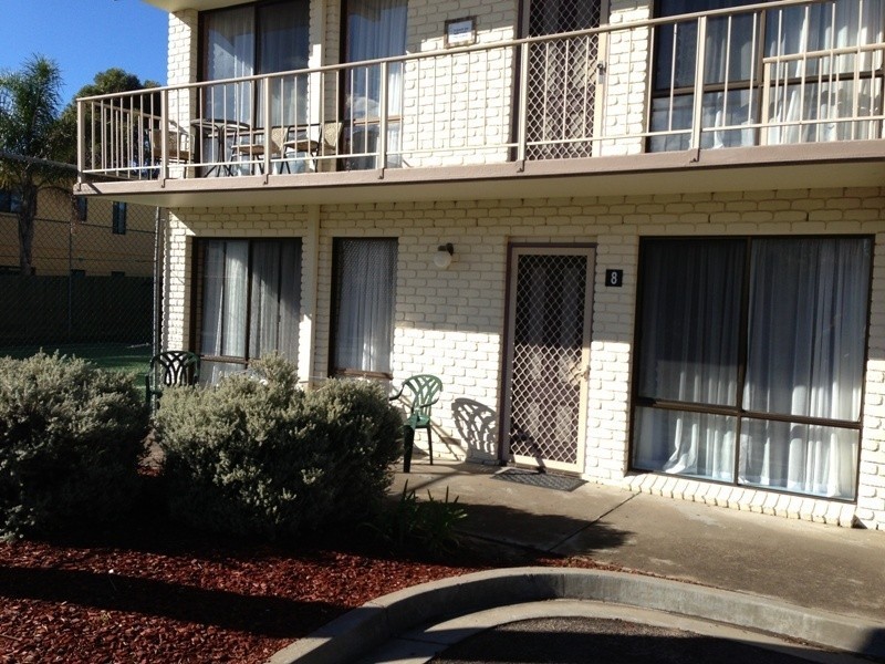 8/68 Arthur Kaine Drive, Merimbula NSW 2548