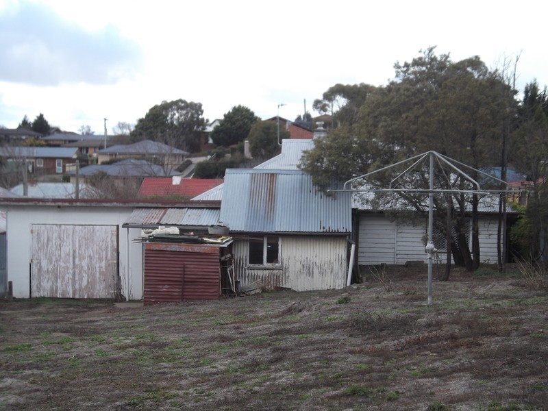 12 Cromwell Street, Cooma NSW 2630