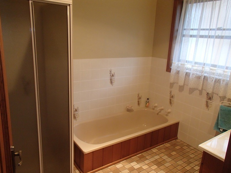 28 Golf Circuit, Tura Beach NSW 2548