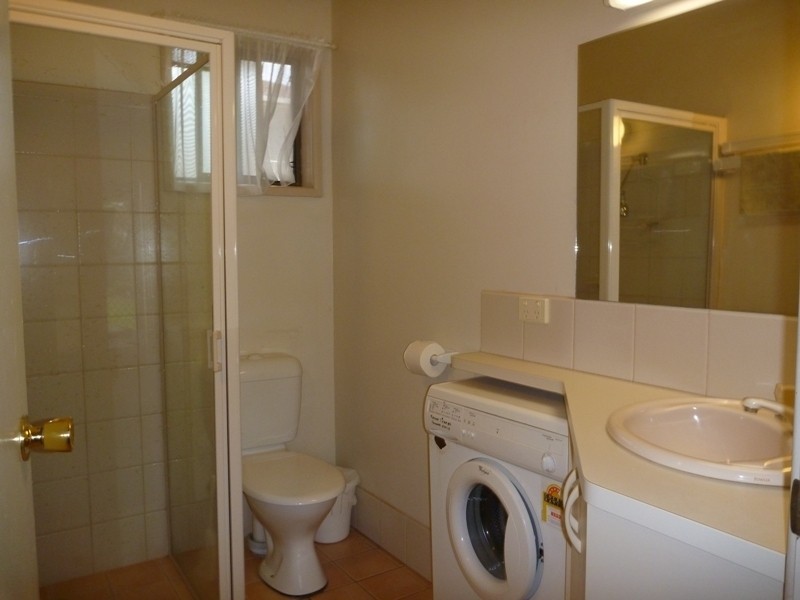 2/4 Calendo Court, Merimbula NSW 2548