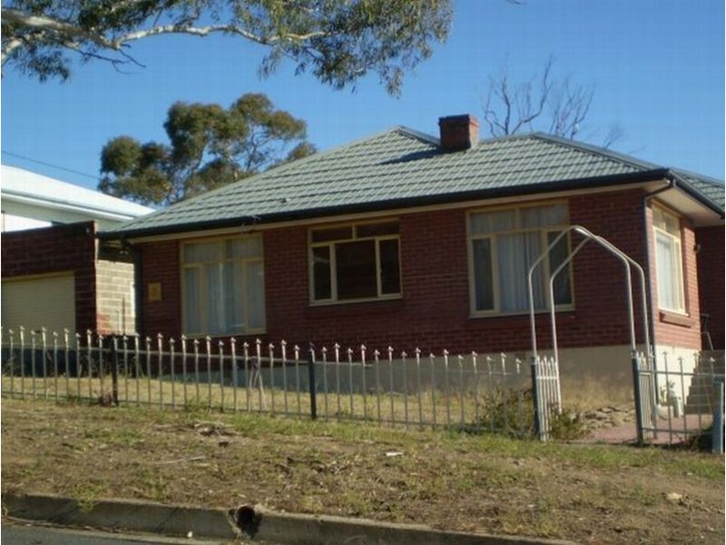 3 Chapman St, Cooma NSW 2630