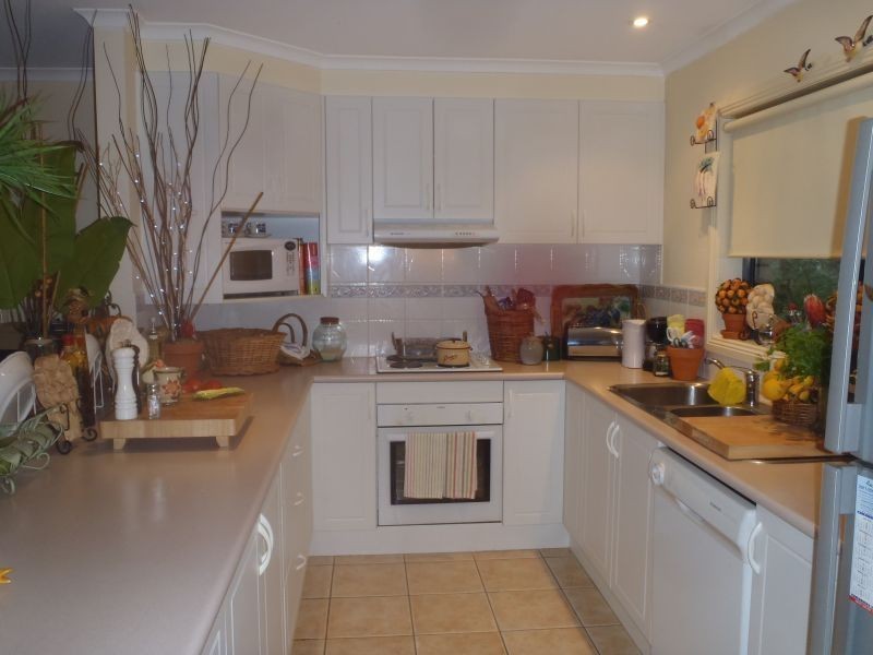 2/10 Trevally Terrace, Merimbula NSW 2548