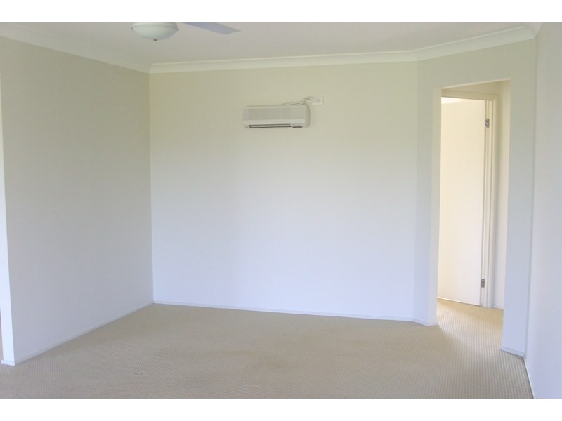 2 Howard Avenue, Bega NSW 2550