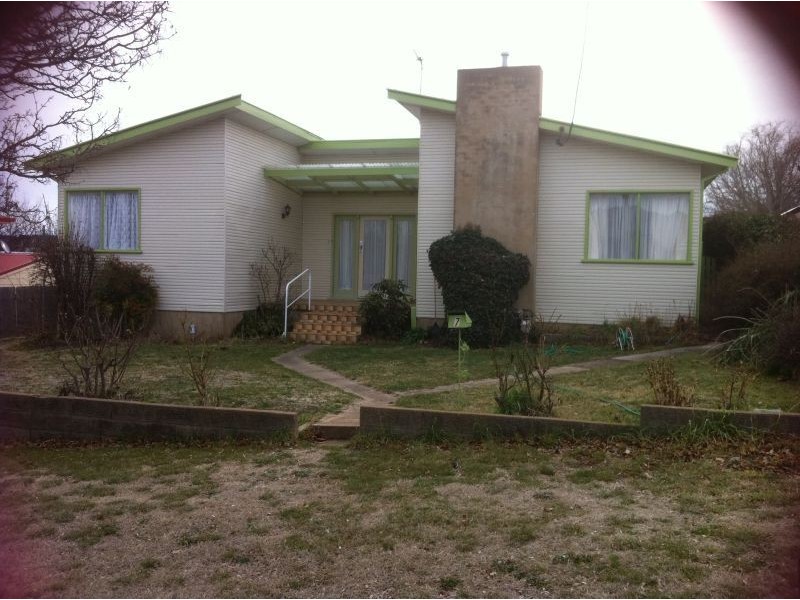 7 Massie St, Cooma NSW 2630