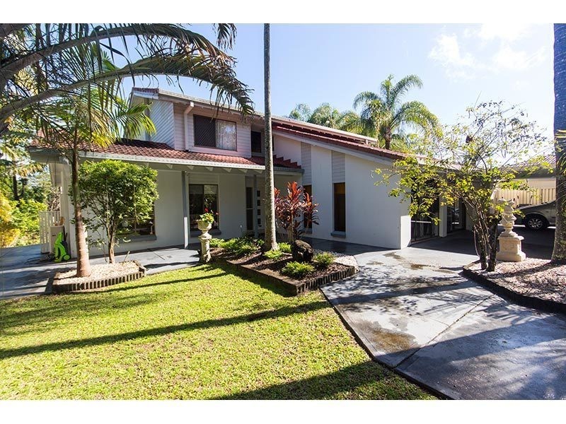 13 Bartlett Avenue, Nerang QLD 4211
