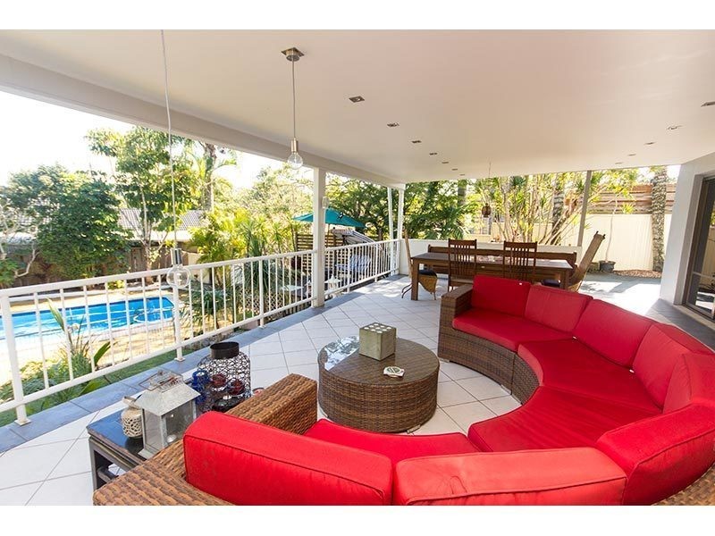 13 Bartlett Avenue, Nerang QLD 4211
