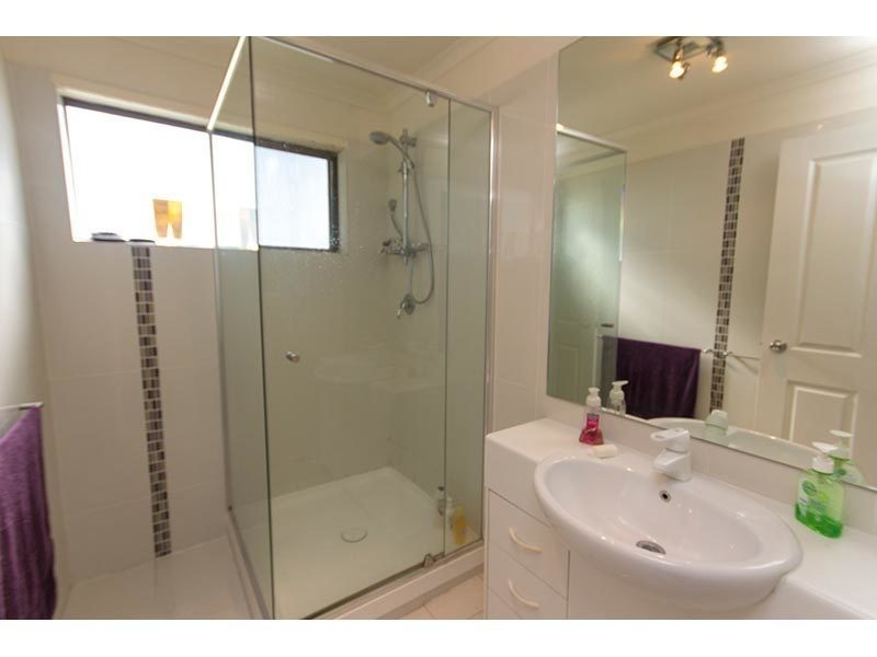 13 Bartlett Avenue, Nerang QLD 4211