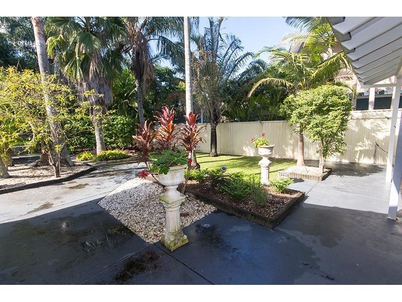 13 Bartlett Avenue, Nerang QLD 4211