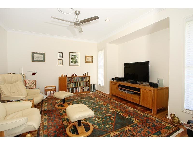 63 Burley Griffin Drive, Maudsland QLD 4210