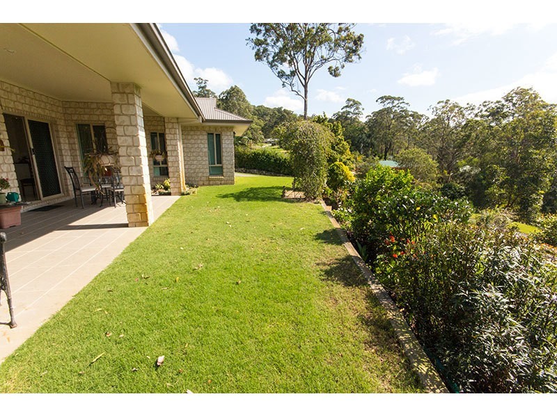 6 Kingsmead Court, Mount Nathan QLD 4211